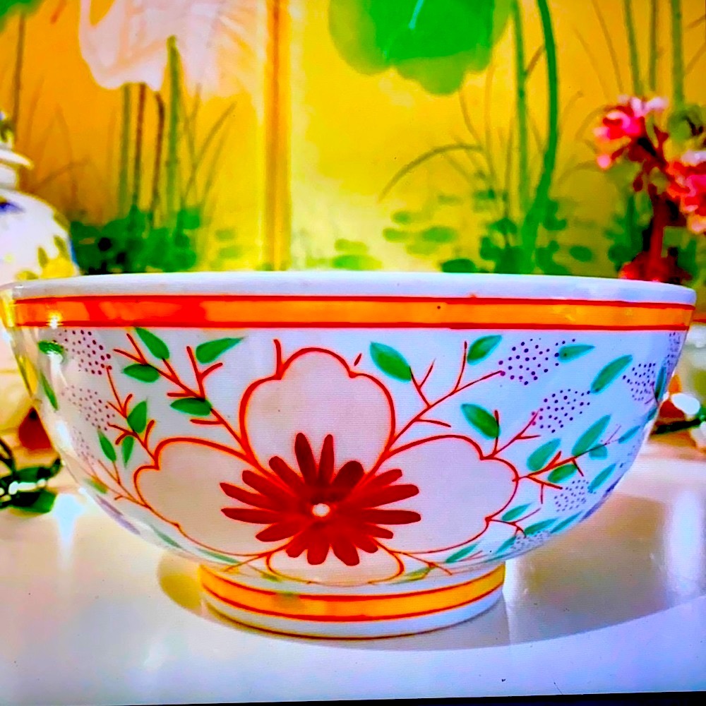 Vintage Chinese Gorgeous Hand Painted High Quality Bowl